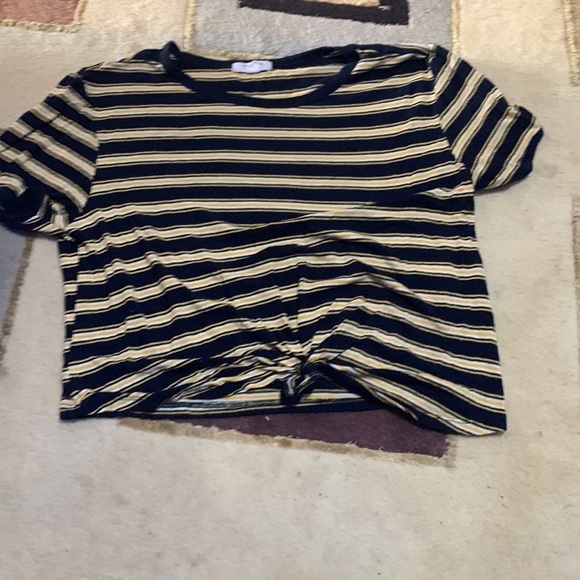 Womens T shirts sizes xs- m - Picture 8 of 9